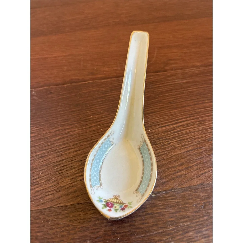 Vtg Chinese Porcelain SWATOW CHINA Soup Spoons-Floral White‎ Blue
